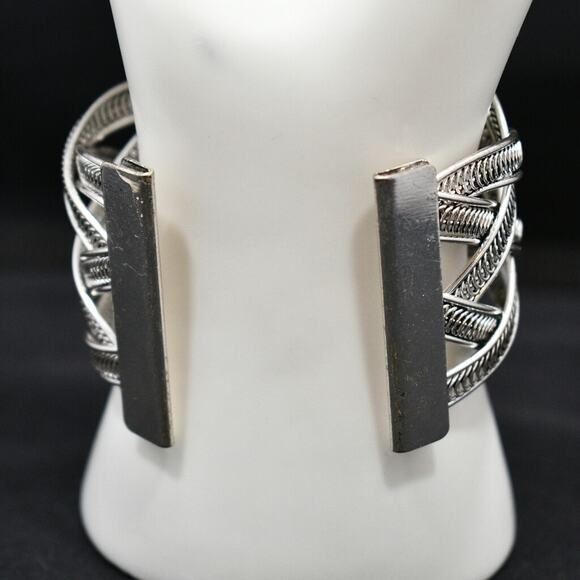 Vintage Silver Tone Cuff Bracelet Turquoise Howlite Cabochon Statement 7" - Picture 7 of 10